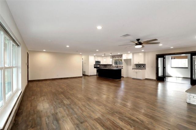 1201 NW 6th Avenue, Mineral Wells, TX 76067