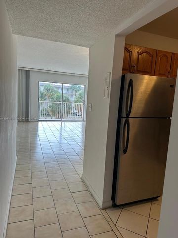 2200 E Hallandale Beach Blvd 310, Hallandale Beach, FL 33009