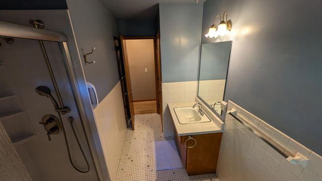 120 Sabra Court, Apple Valley, MN 55124