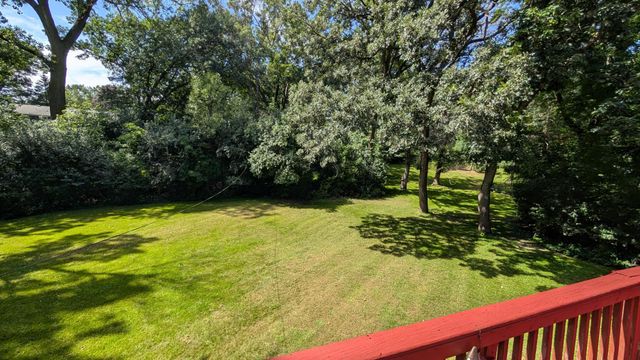120 Sabra Court, Apple Valley, MN 55124