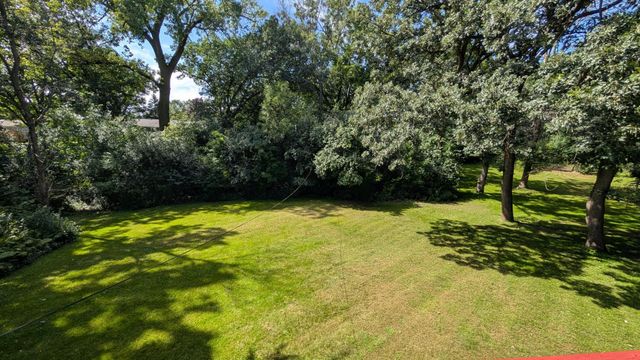 120 Sabra Court, Apple Valley, MN 55124