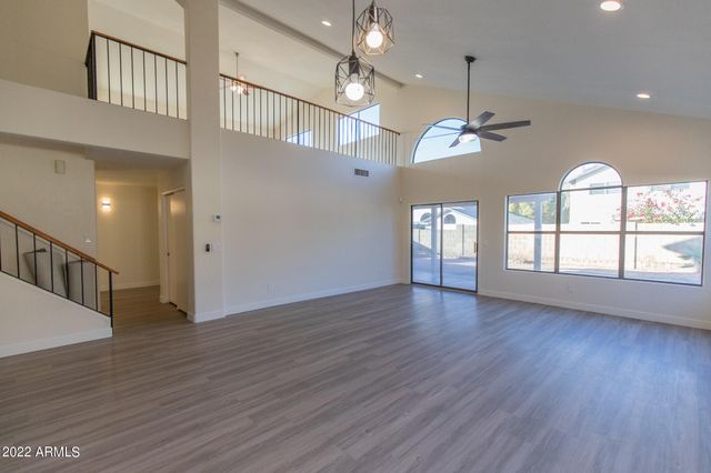 4368 W WAHALLA Lane, Glendale, AZ 85308