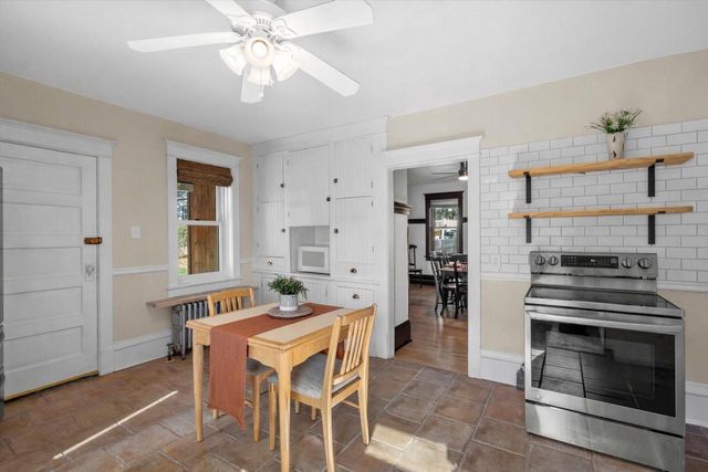 N86W16387 Appleton AVENUE, Menomonee Falls, WI 53051