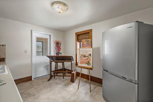 N86W16387 Appleton AVENUE, Menomonee Falls, WI 53051