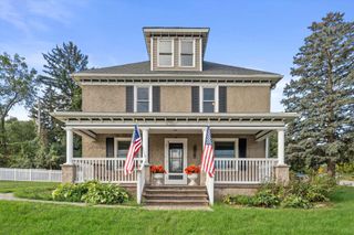 N86W16387 Appleton AVENUE, Menomonee Falls, WI 53051