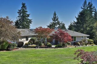 4480 Hilltop Drive, Clinton, WA 98236