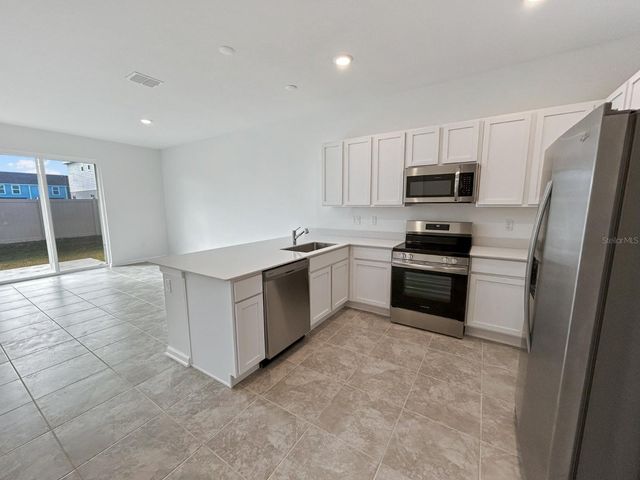 2426 SKYLINE LOOP, Kissimmee, FL 34758