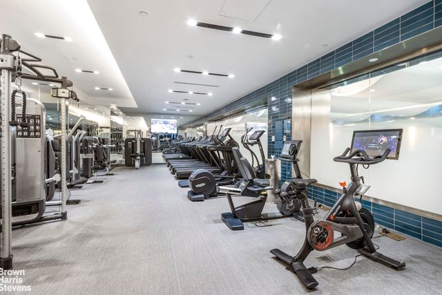 70 Charlton St Apt 5C, New York City, NY 10014