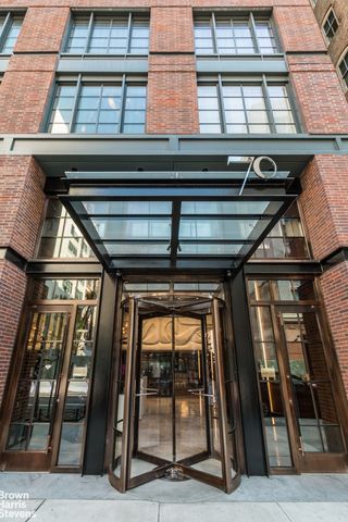 70 Charlton St Apt 5C, New York City, NY 10014