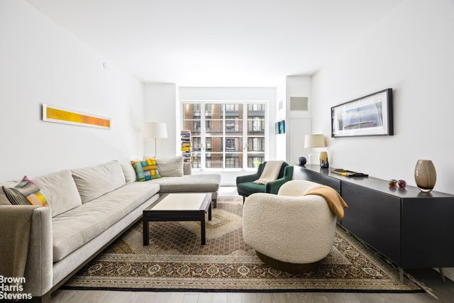 70 Charlton St Apt 5C, New York City, NY 10014