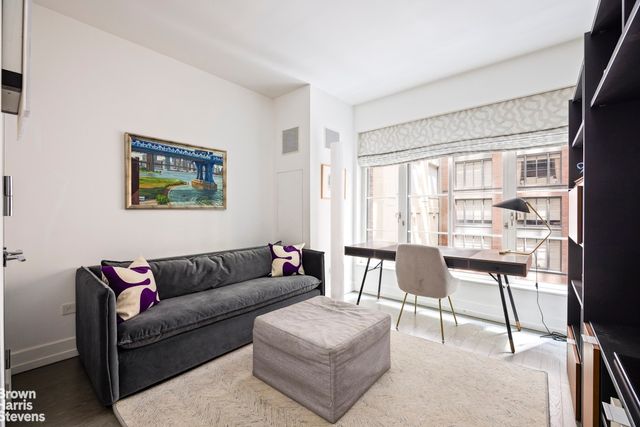 70 Charlton St Apt 5C, New York City, NY 10014