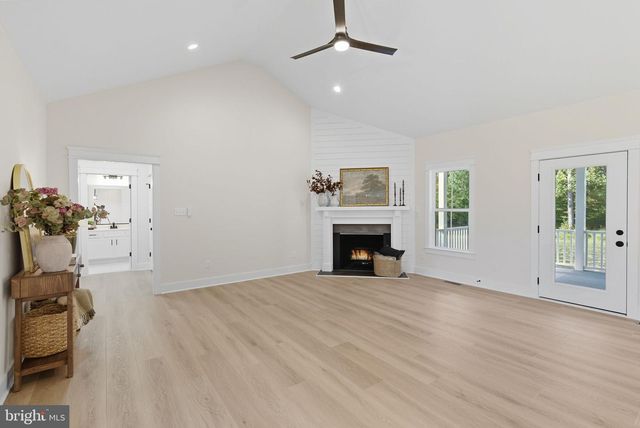 195 PROMISE LN, Bumpass, VA 23024