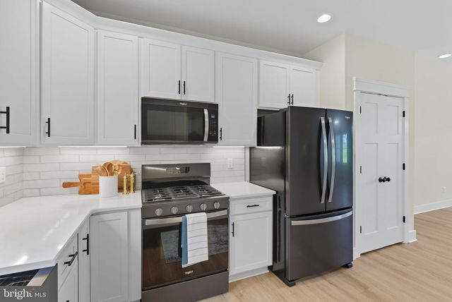 195 PROMISE LN, Bumpass, VA 23024