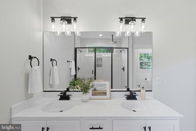 195 PROMISE LN, Bumpass, VA 23024