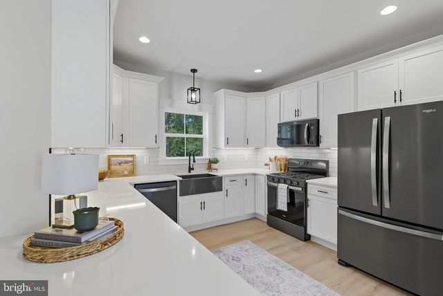 195 PROMISE LN, Bumpass, VA 23024