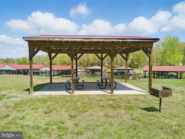 195 PROMISE LN, Bumpass, VA 23024