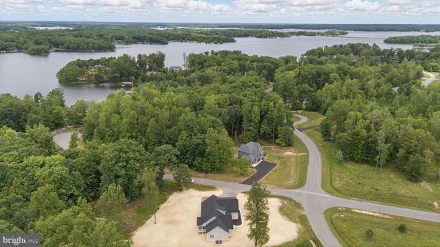 195 PROMISE LN, Bumpass, VA 23024