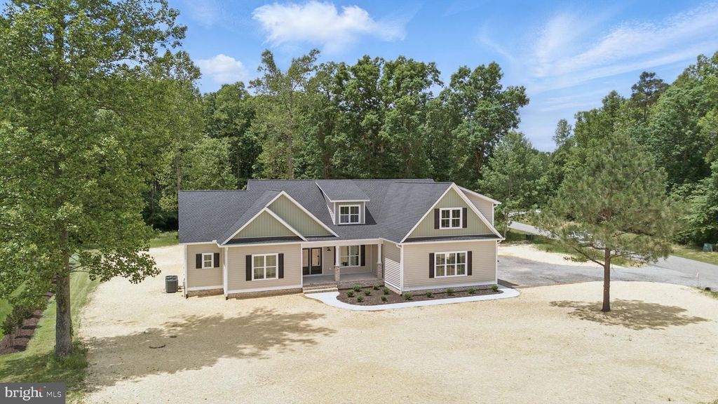 195 PROMISE LN, Bumpass, VA 23024
