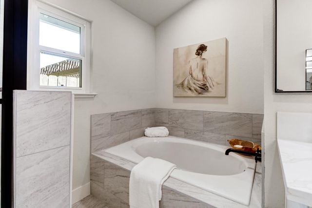 9472 Denholm Ct, Elk Grove, CA 95758