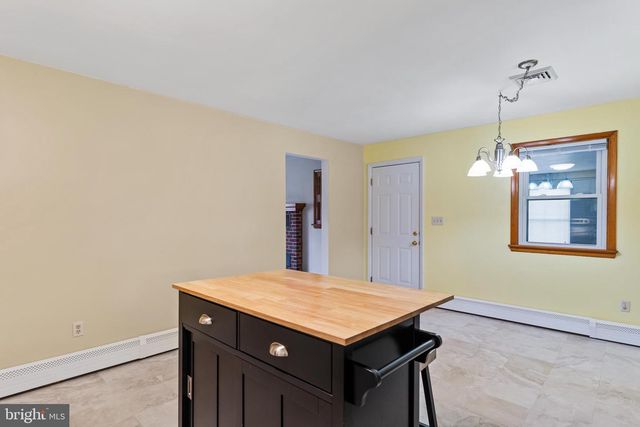 1243 HILLSIDE DRIVE, Mechanicsburg, PA 17055