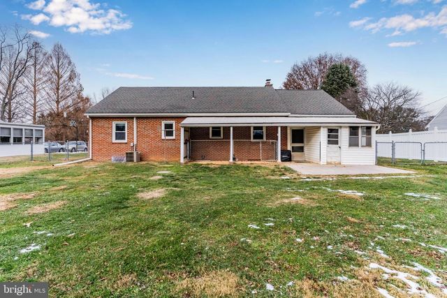 1243 HILLSIDE DRIVE, Mechanicsburg, PA 17055