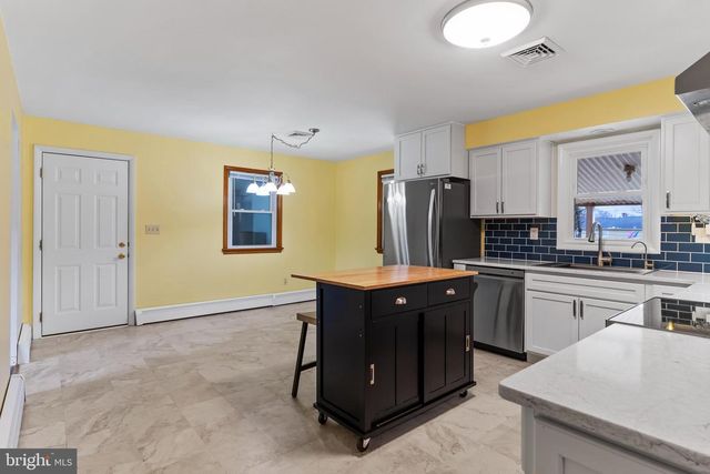 1243 HILLSIDE DRIVE, Mechanicsburg, PA 17055