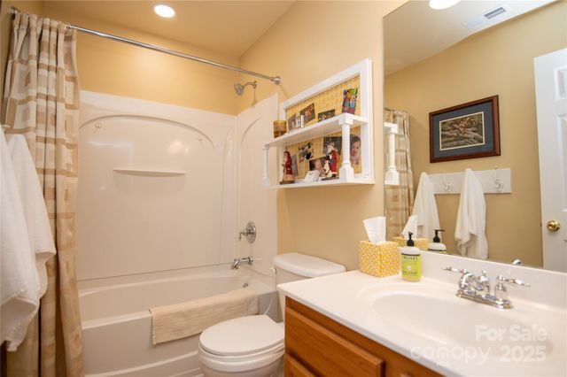 2124 Clear Brooke Drive, Kannapolis, NC 28083