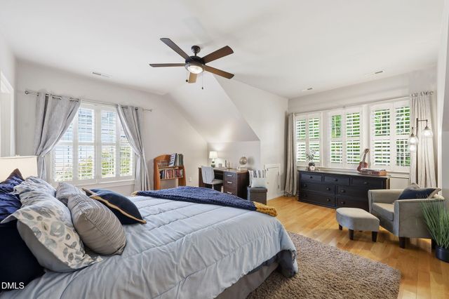 922 Alden Bridge Drive, Cary, NC 27519