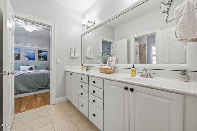 922 Alden Bridge Drive, Cary, NC 27519