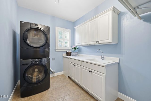 922 Alden Bridge Drive, Cary, NC 27519