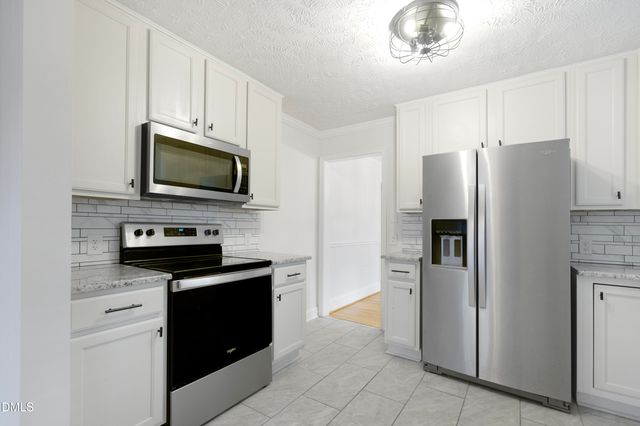 722 Kooler Circle, Fayetteville, NC 28305