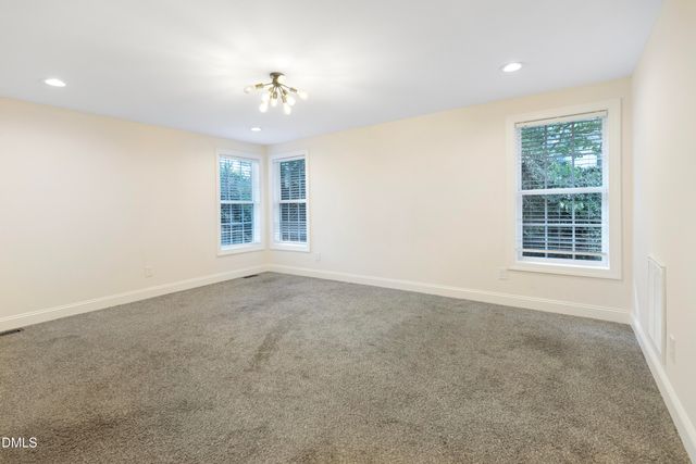 722 Kooler Circle, Fayetteville, NC 28305