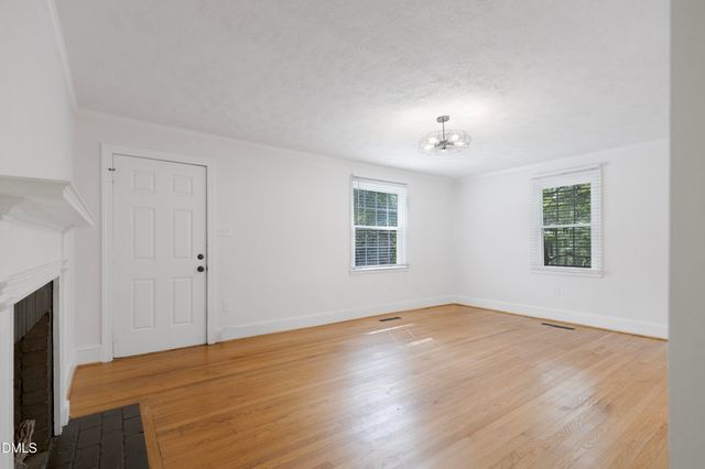 722 Kooler Circle, Fayetteville, NC 28305