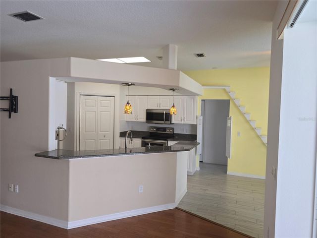 7404 38TH COURT E, Sarasota, FL 34243