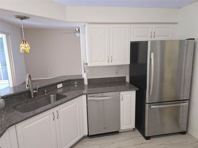 7404 38TH COURT E, Sarasota, FL 34243