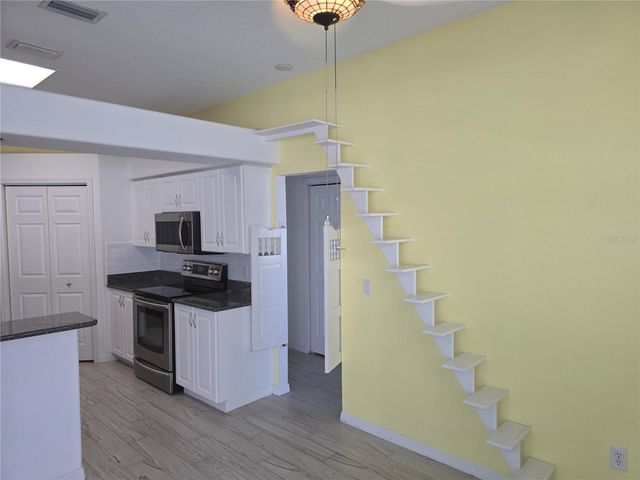 7404 38TH COURT E, Sarasota, FL 34243