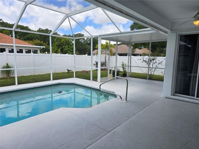 7404 38TH COURT E, Sarasota, FL 34243