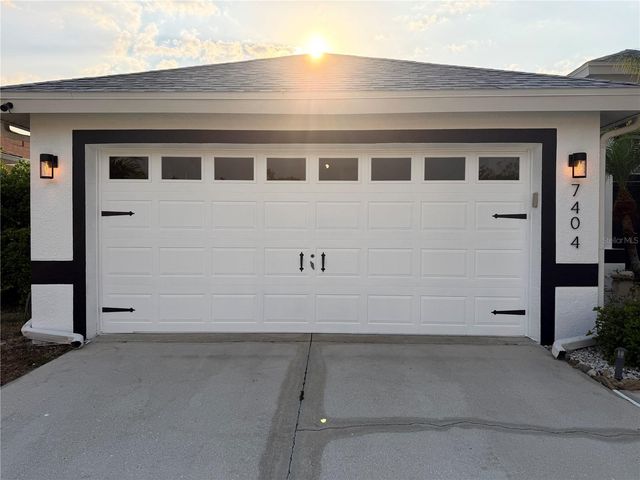 7404 38TH COURT E, Sarasota, FL 34243