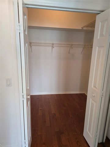 7404 38TH COURT E, Sarasota, FL 34243