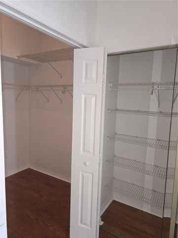 7404 38TH COURT E, Sarasota, FL 34243