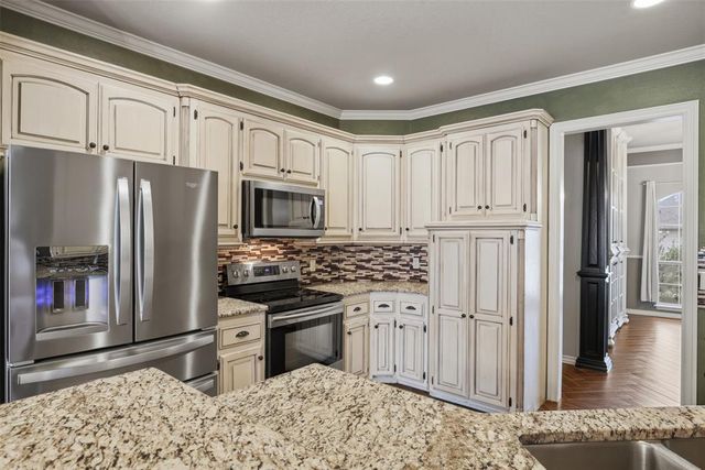 704 N Remington Way, Mustang, OK 73064