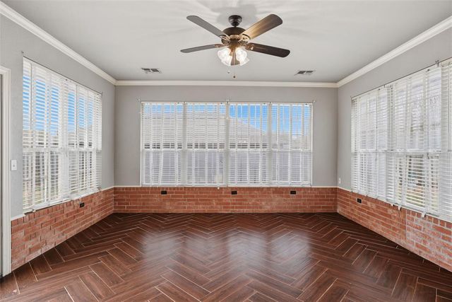 704 N Remington Way, Mustang, OK 73064