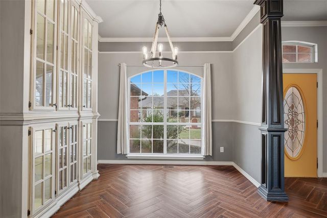 704 N Remington Way, Mustang, OK 73064