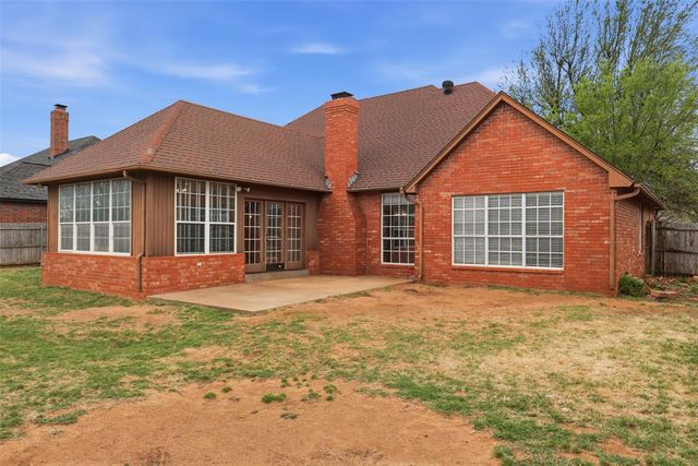 704 N Remington Way, Mustang, OK 73064