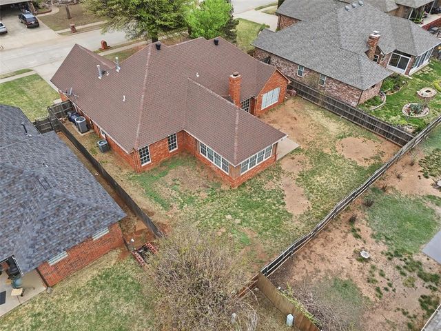 704 N Remington Way, Mustang, OK 73064