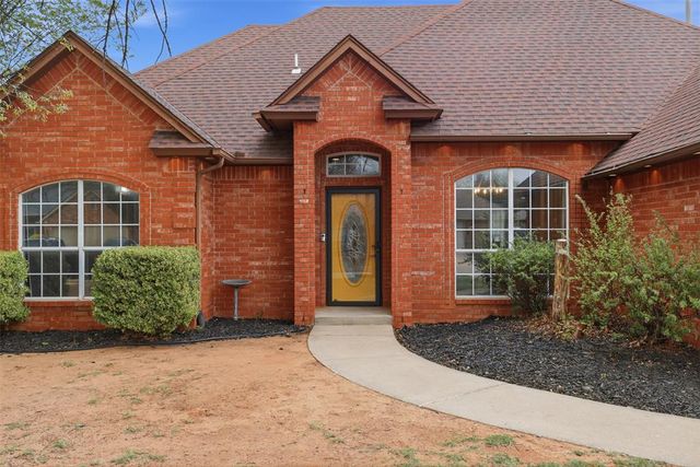 704 N Remington Way, Mustang, OK 73064