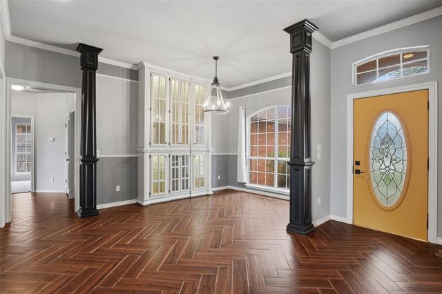 704 N Remington Way, Mustang, OK 73064