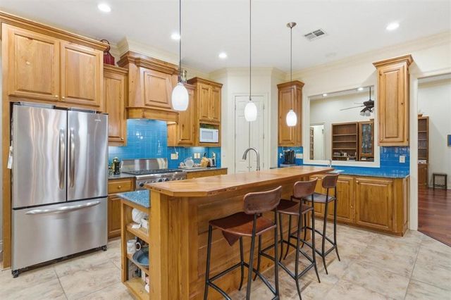 2720 Rue Cannes Dr Drive, Lake Charles, LA 70605