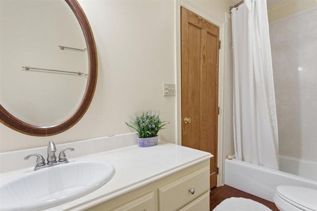 2720 Rue Cannes Dr Drive, Lake Charles, LA 70605