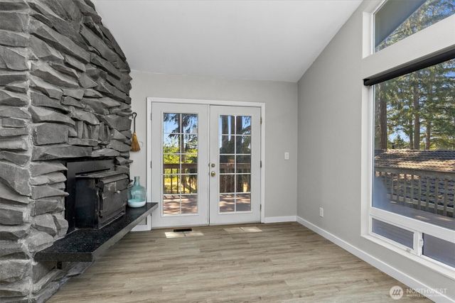 131 E Channel Drive, Allyn, WA 98524